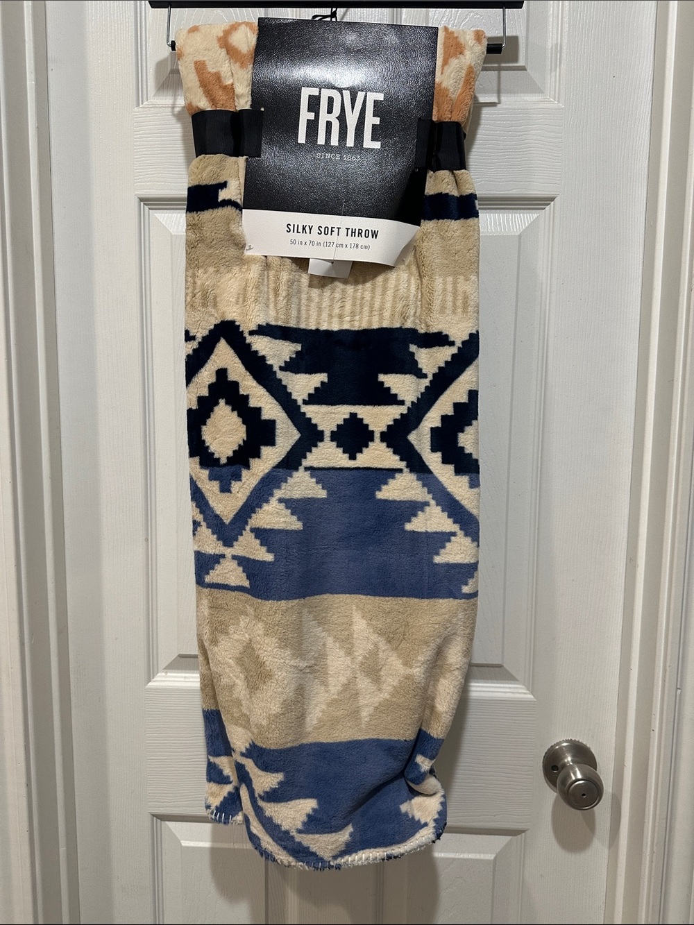 FRYE Aztec-Pattern Silky Throw in Navy and Beige